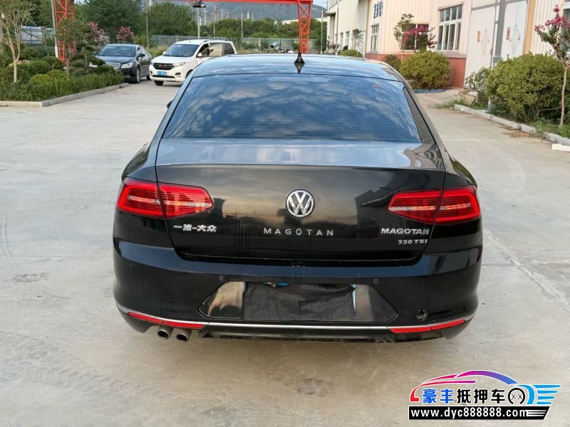 18年大众迈腾轿车抵押车出售