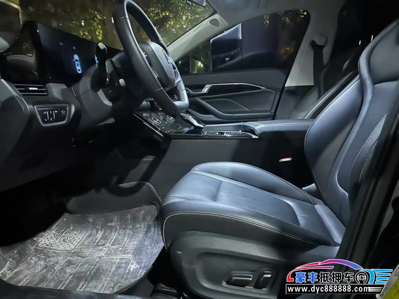 24年奔腾B70轿车抵押车出售