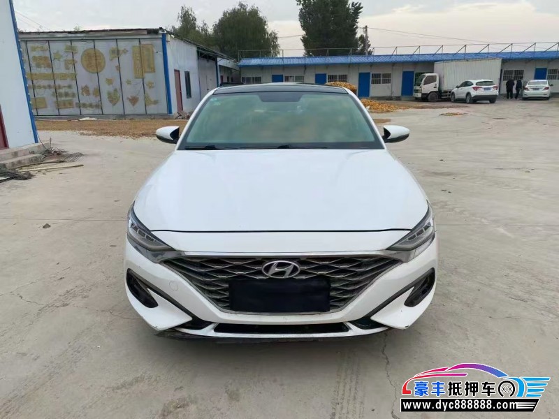 20年现代菲斯塔轿车抵押车出售