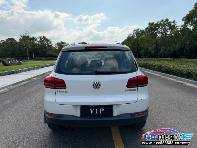 17年大众途观轿车抵押车出售