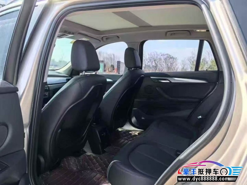 17年宝马X1轿车抵押车出售