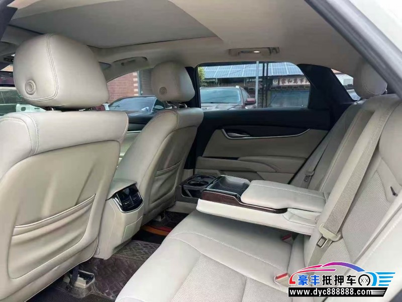 16年凯迪拉克XTSSUV抵押车出售