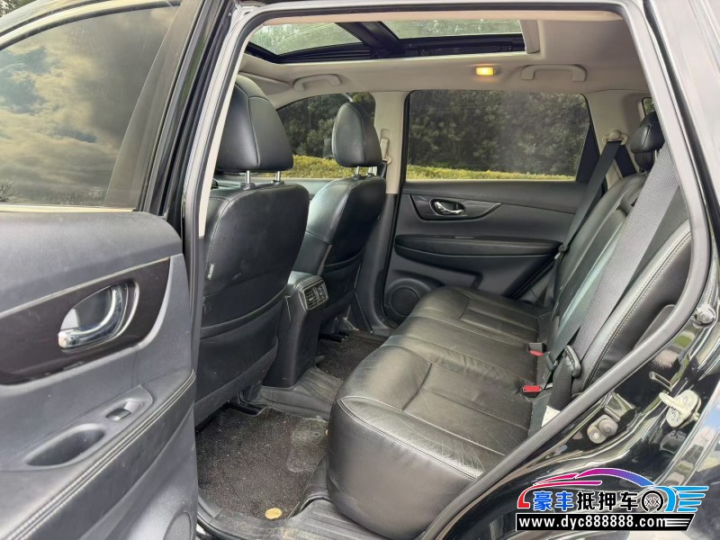 18年日产奇骏轿车抵押车出售