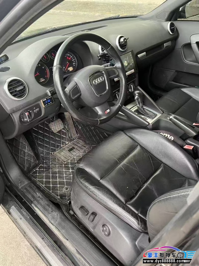 10年奥迪A3轿车抵押车出售