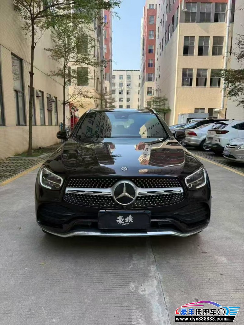 21年奔驰GLC轿车抵押车出售