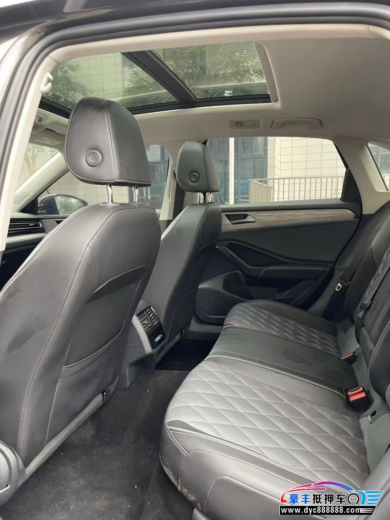 22年大众速腾轿车抵押车出售