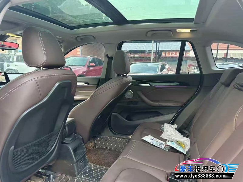 21年宝马X1轿车抵押车出售