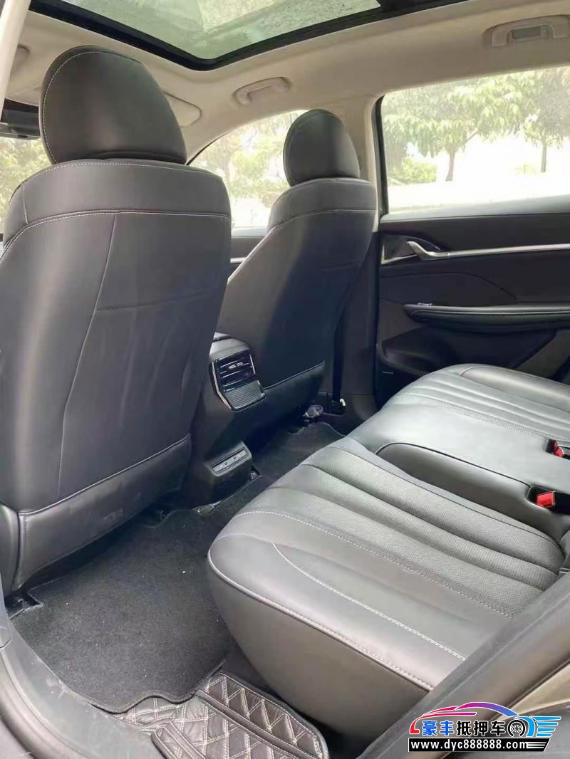 22年荣威RX5轿车抵押车出售