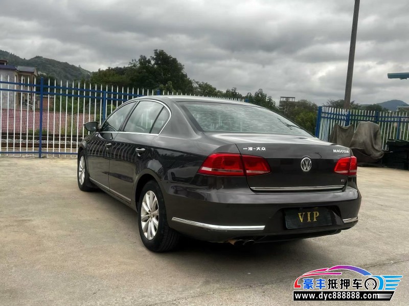 16年大众迈腾轿车抵押车出售