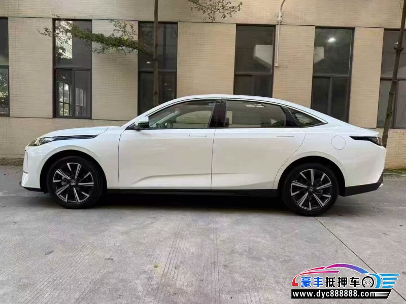 24年长安逸动轿车抵押车出售