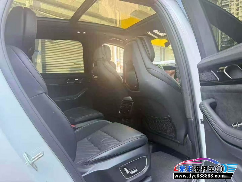 23年领克09轿车抵押车出售