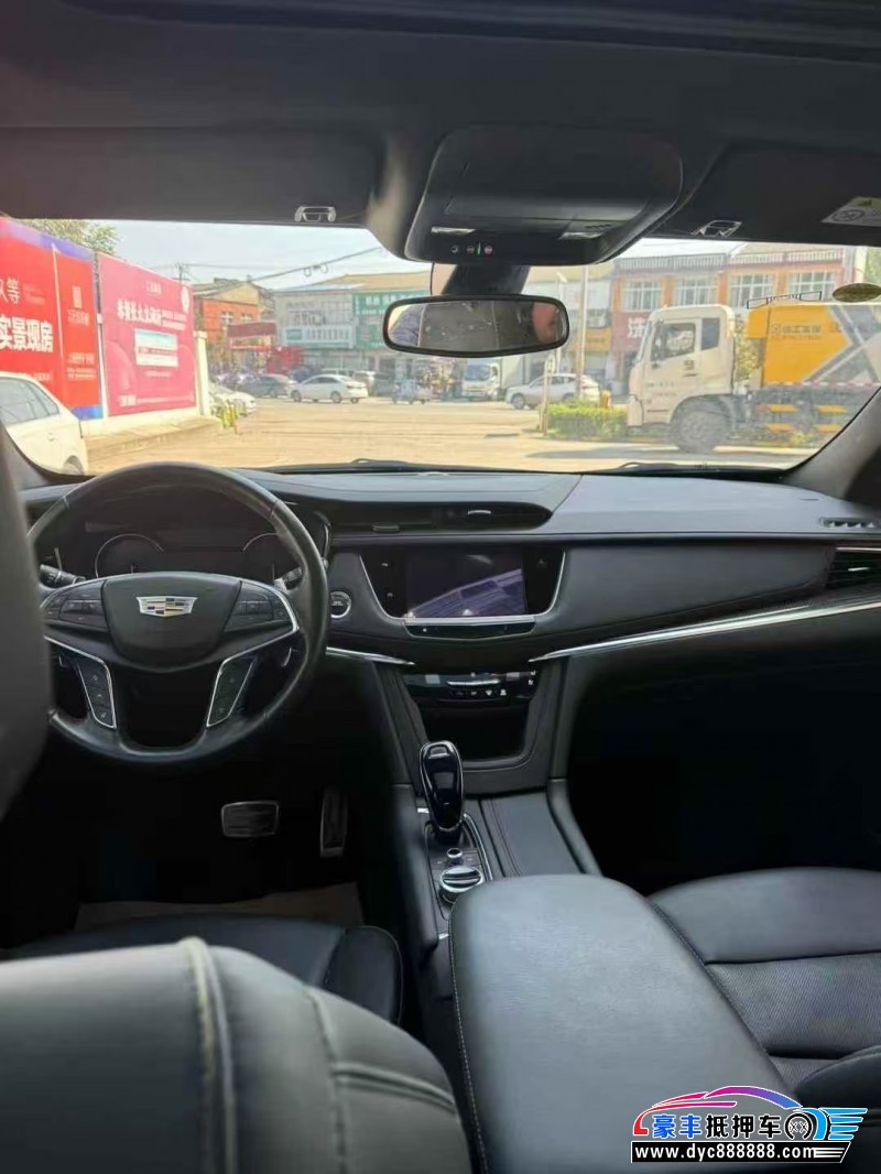 22年凯迪拉克XT5轿车抵押车出售