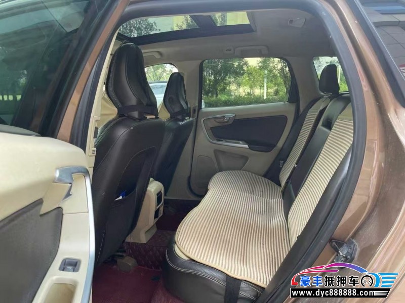 11年沃尔沃XC60轿车抵押车出售