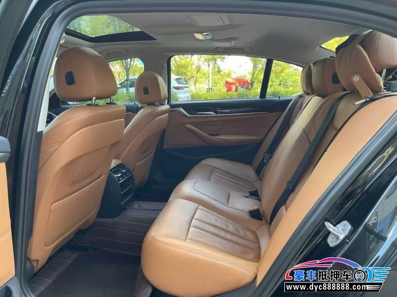 18年宝马5系轿车抵押车出售