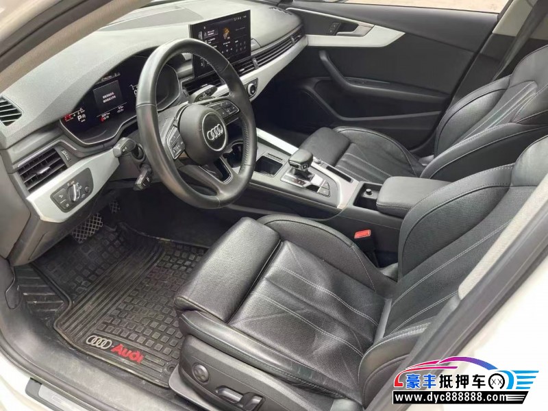 22年奥迪A4L轿车抵押车出售