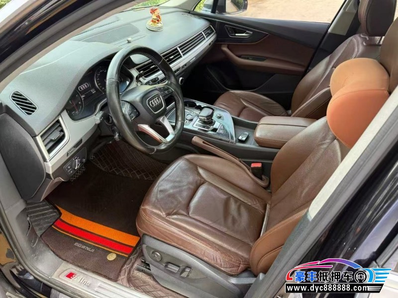 17年奥迪Q7轿车抵押车出售