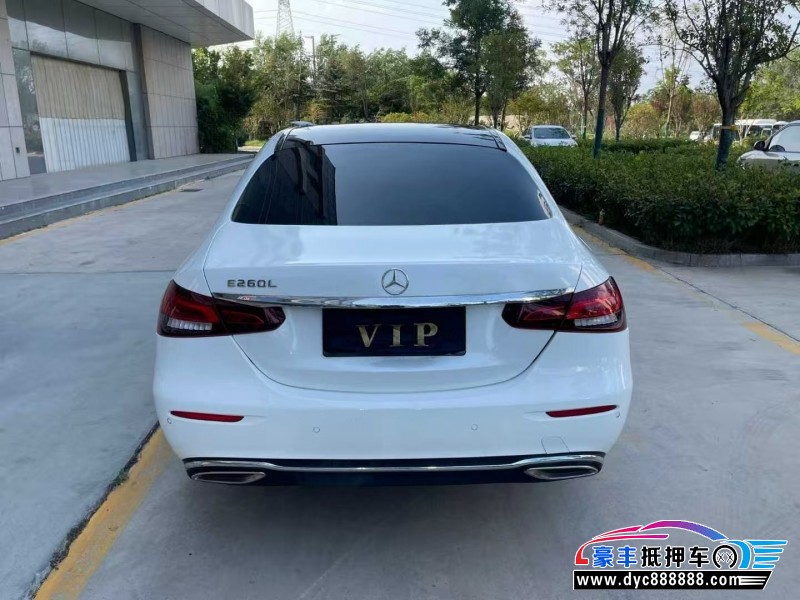 20年奔驰E轿车抵押车出售