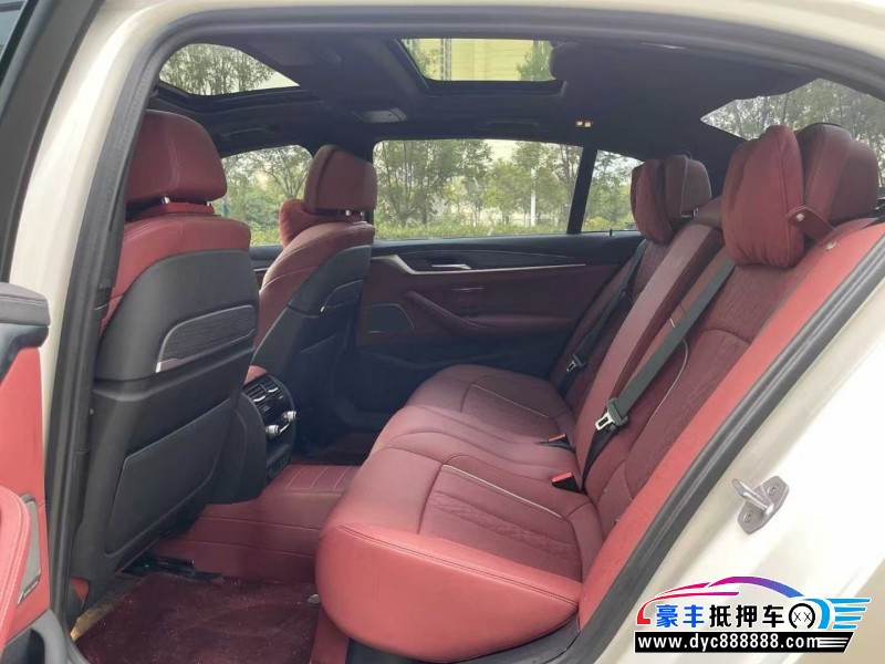 24年宝马5系轿车抵押车出售