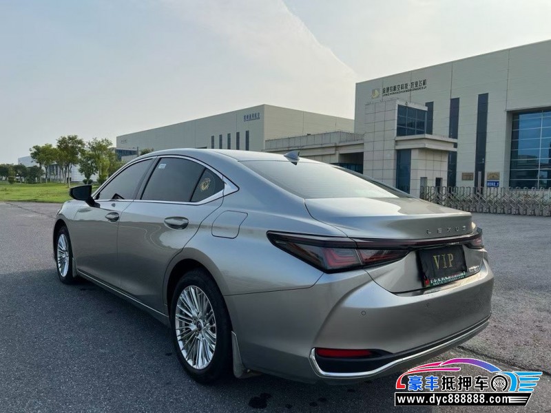 24年雷克萨斯ES轿车抵押车出售