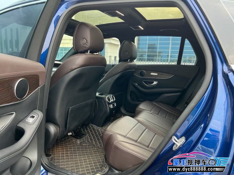 20年奔驰GLC轿车抵押车出售