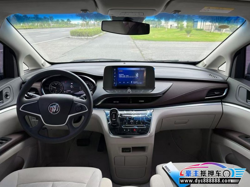 24年别克GL8轿车抵押车出售