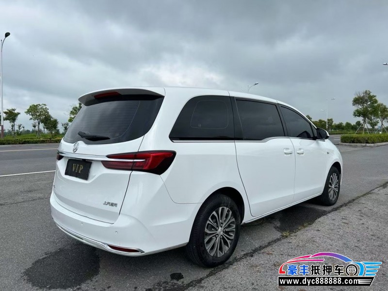 24年别克GL8轿车抵押车出售