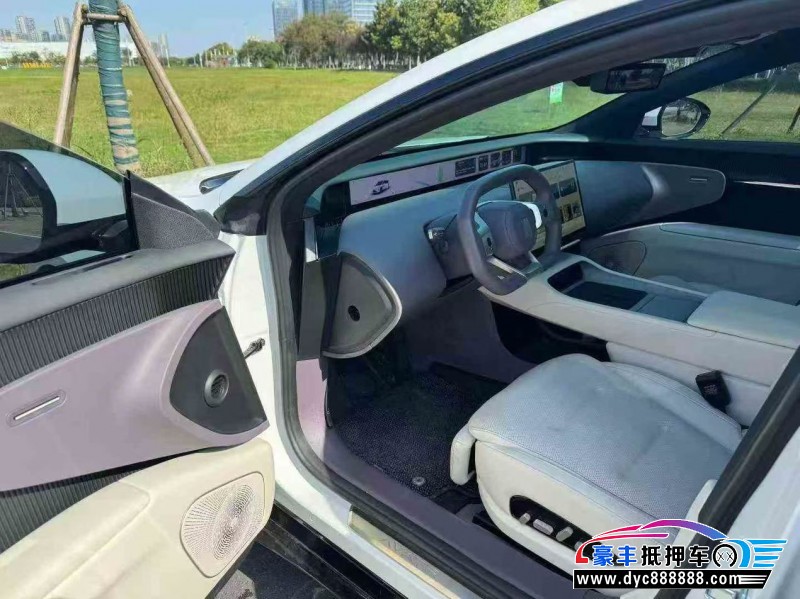 24年阿维塔12轿车抵押车出售