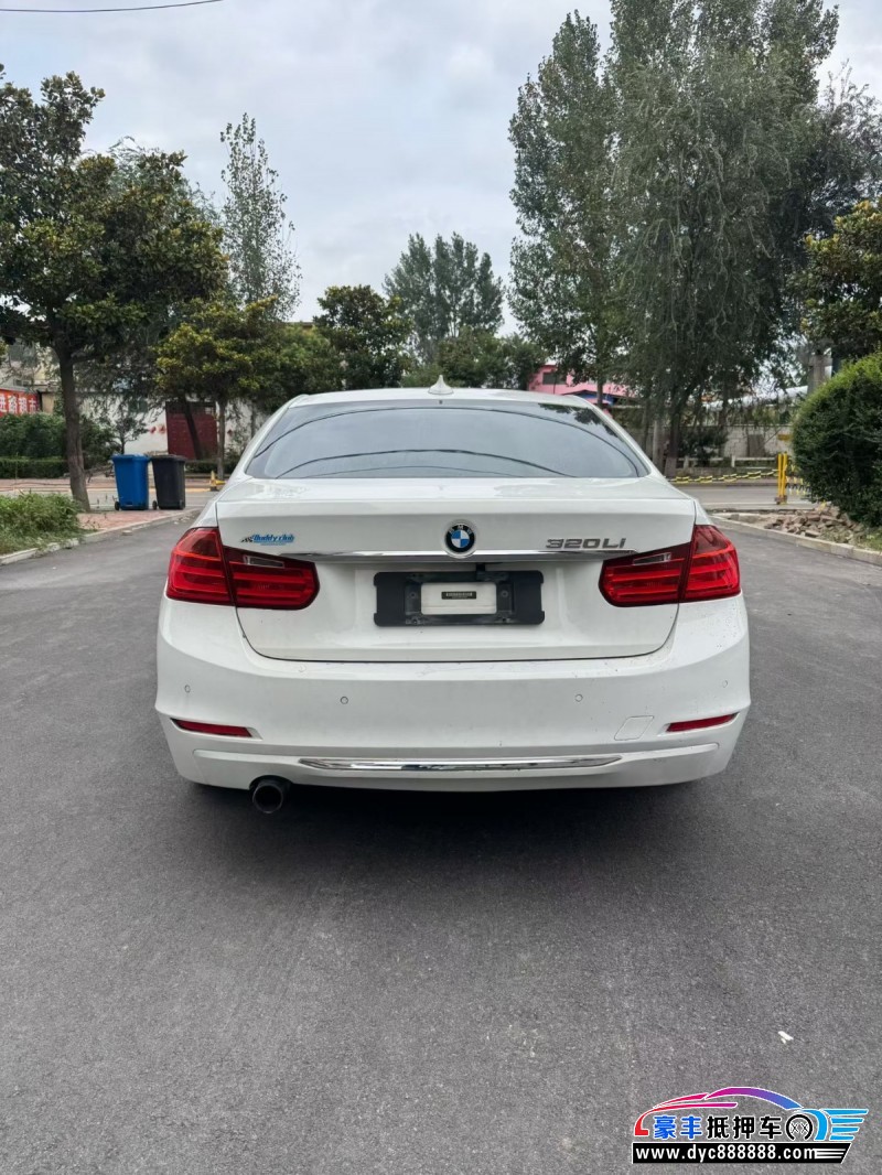 13年宝马3系轿车抵押车出售