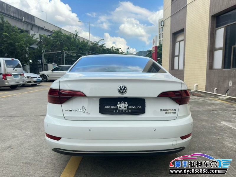 20年大众速腾轿车抵押车出售