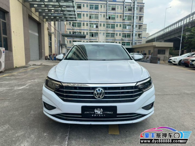 20年大众速腾轿车抵押车出售