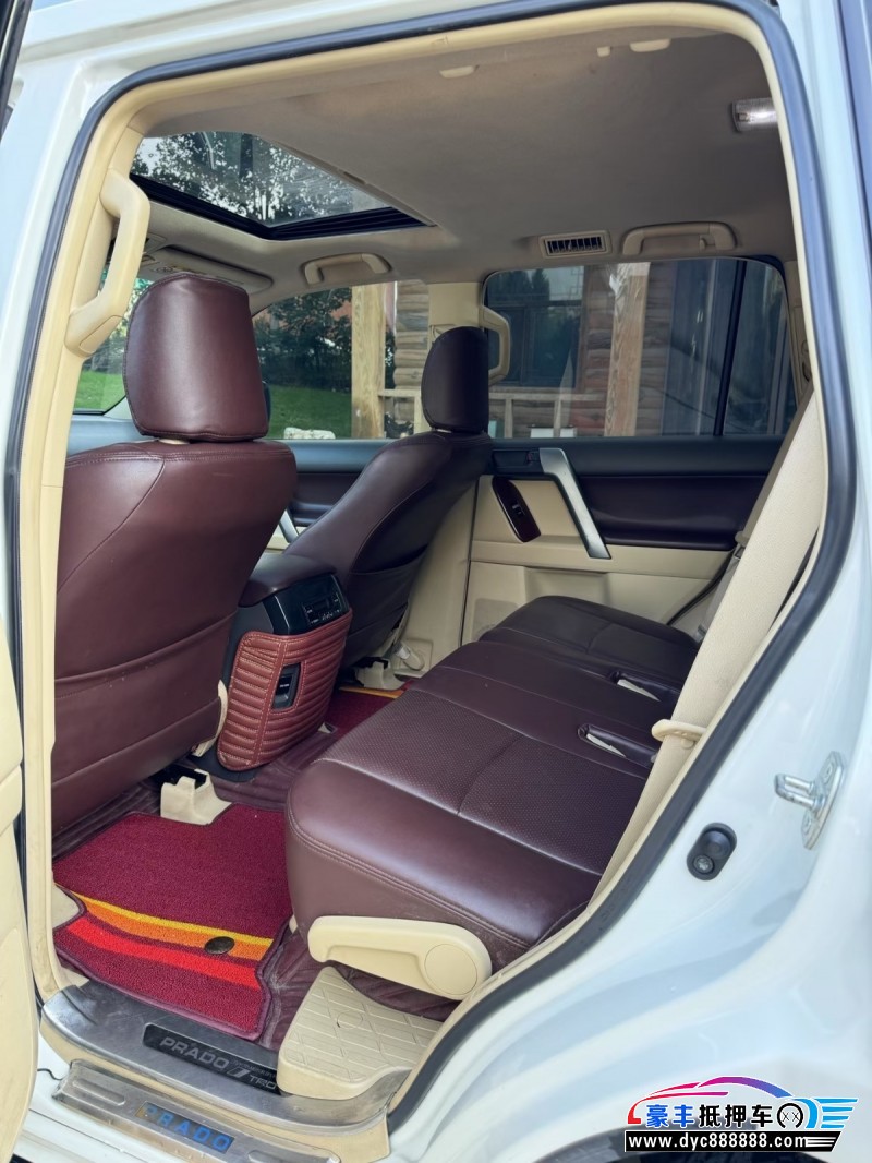 17年丰田普拉多（霸道）轿车抵押车出售