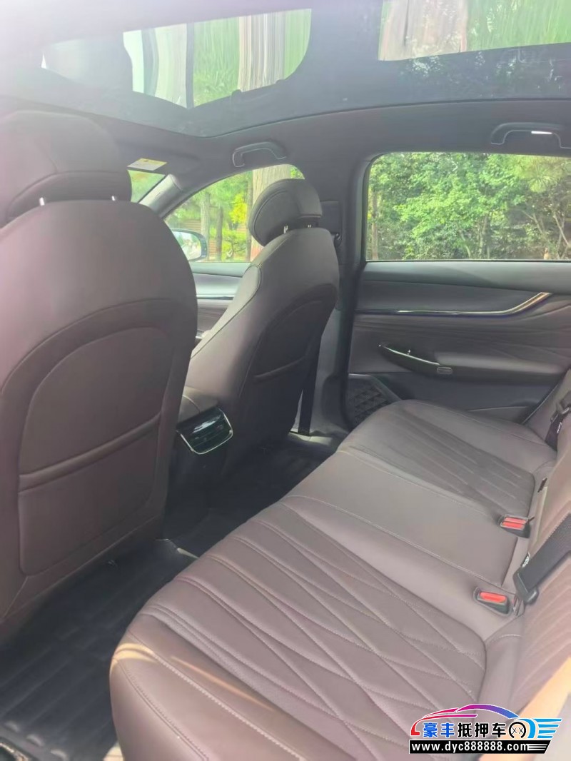 25年长安启源A07轿车抵押车出售