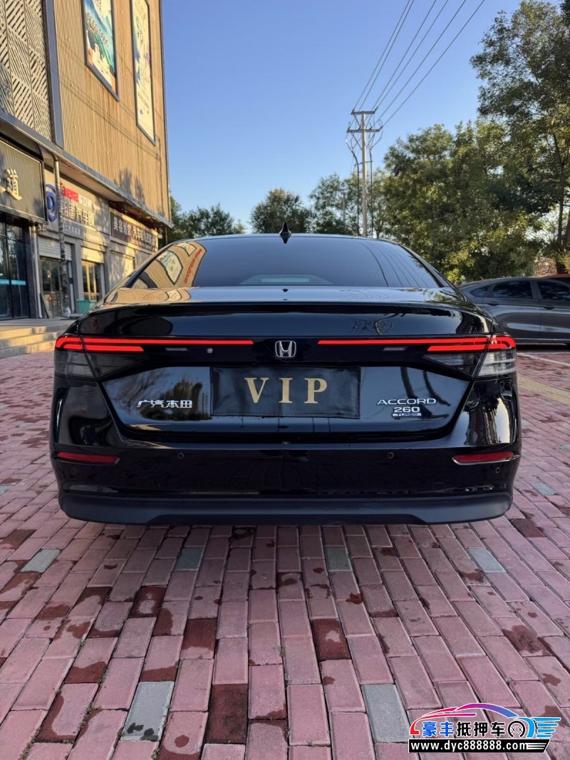 25年本田雅阁轿车抵押车出售