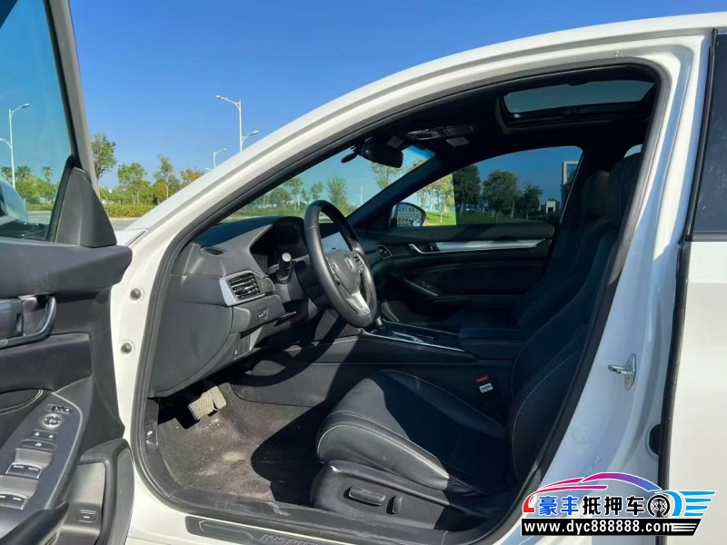 22年本田英诗派轿车抵押车出售