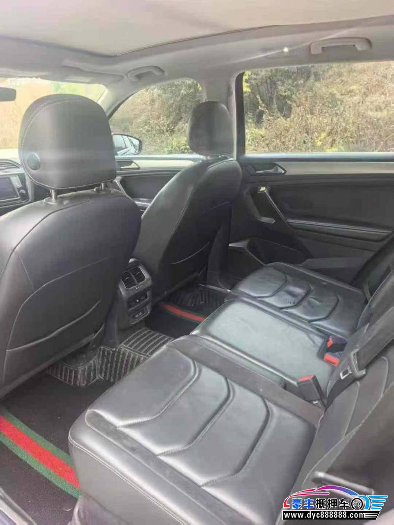 18年大众途观轿车抵押车出售