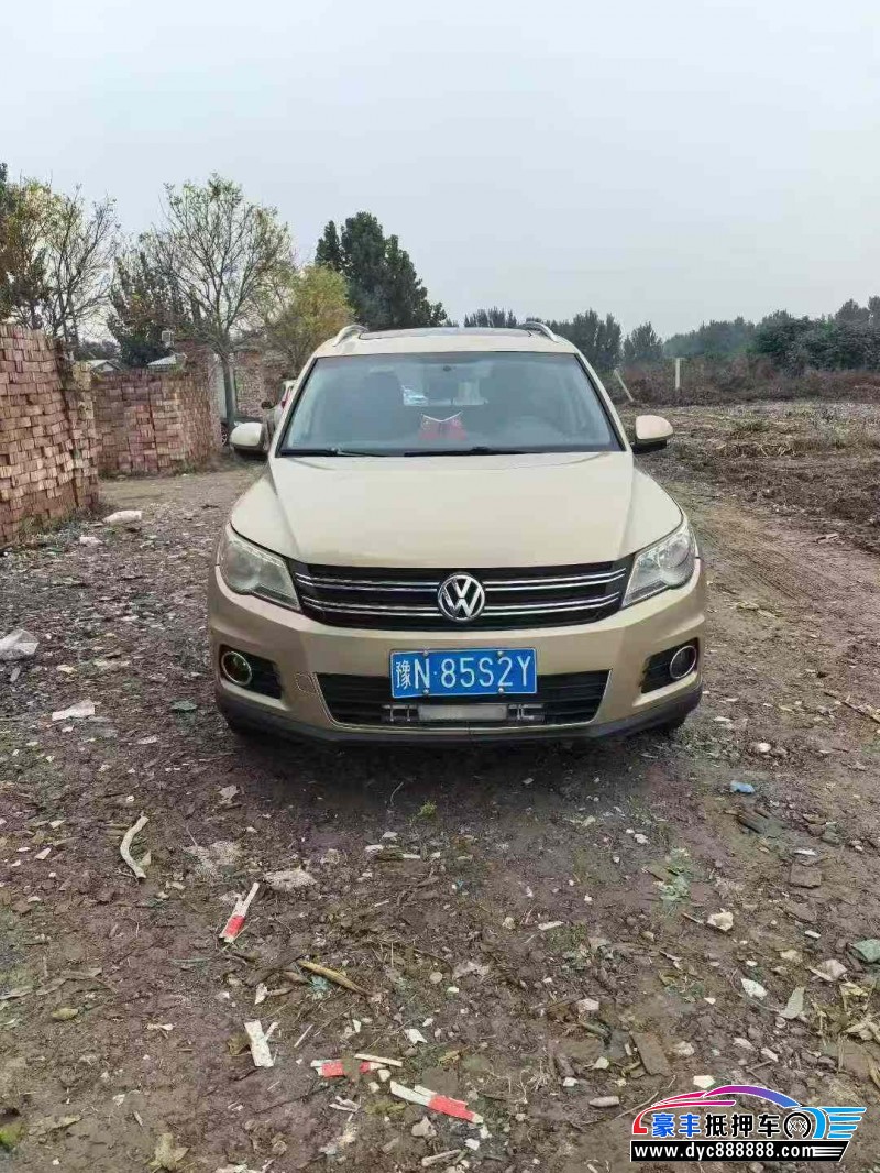 12年大众途观轿车抵押车出售