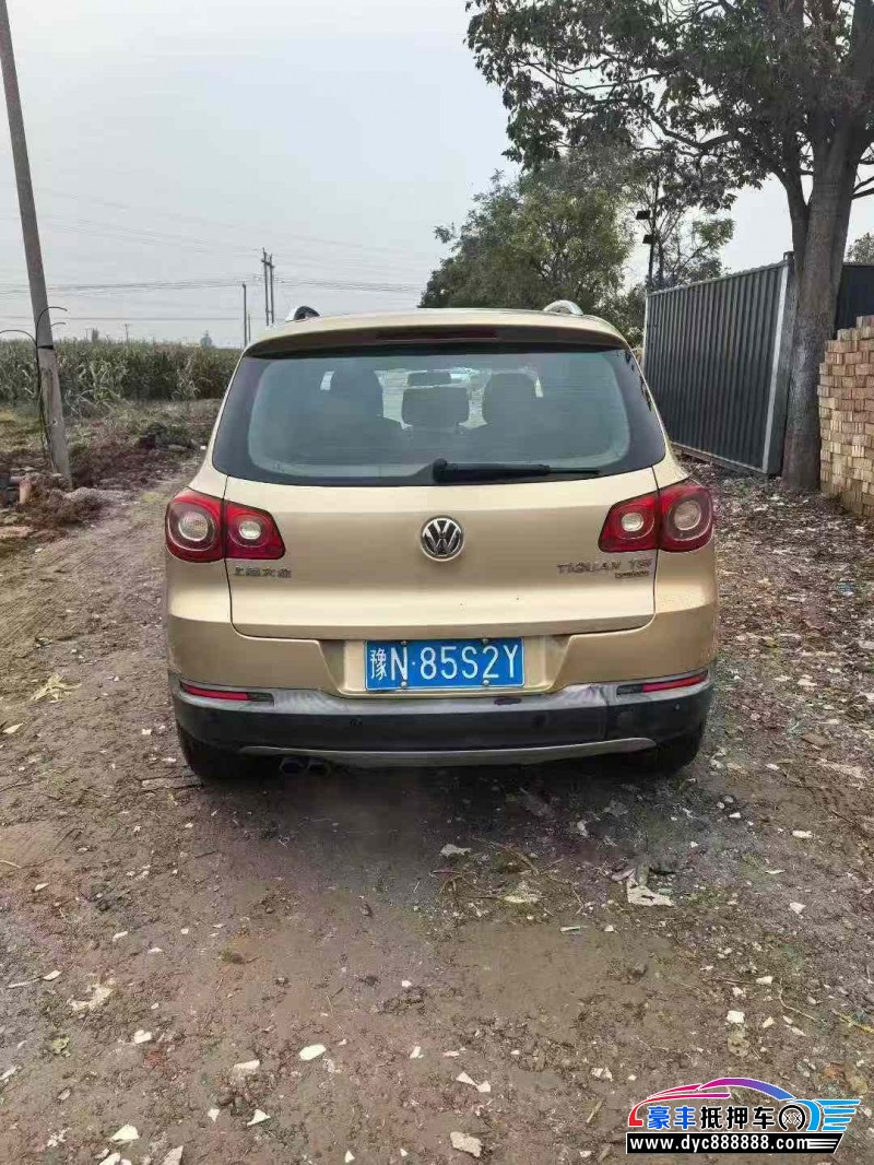 12年大众途观轿车抵押车出售