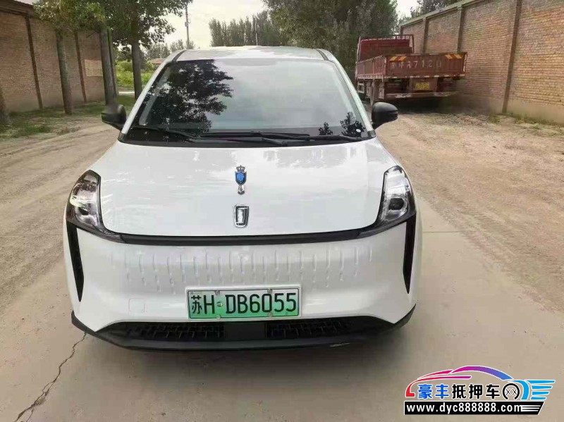 24年奔腾E05轿车抵押车出售