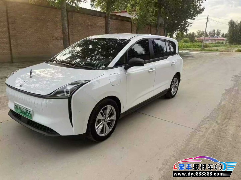 24年奔腾E05轿车抵押车出售