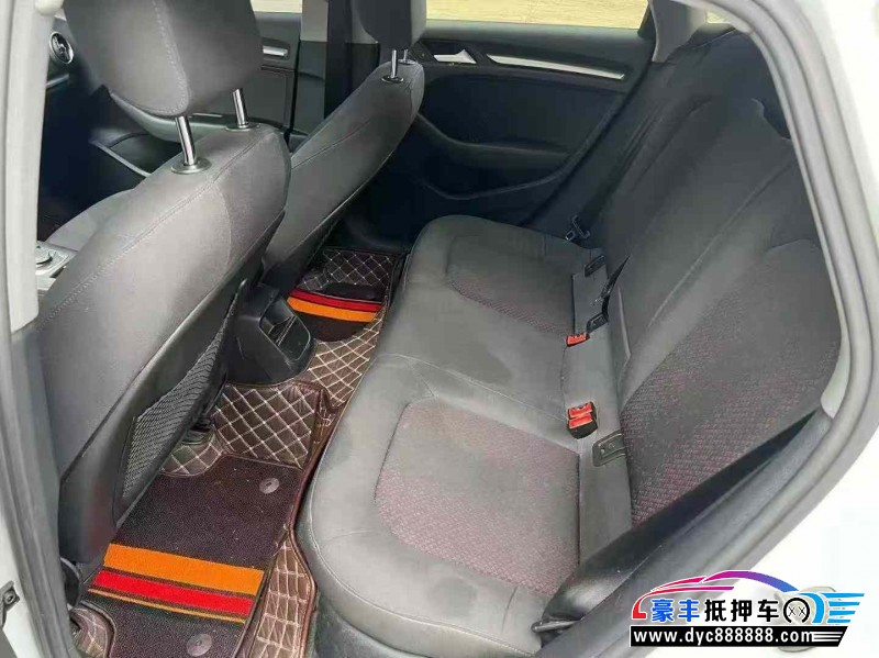20年奥迪A3轿车抵押车出售