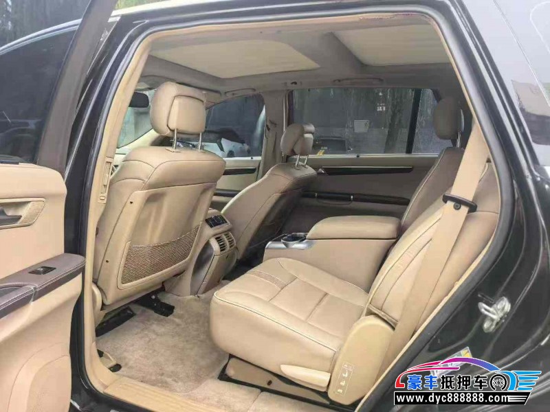 15年奔驰R轿车抵押车出售