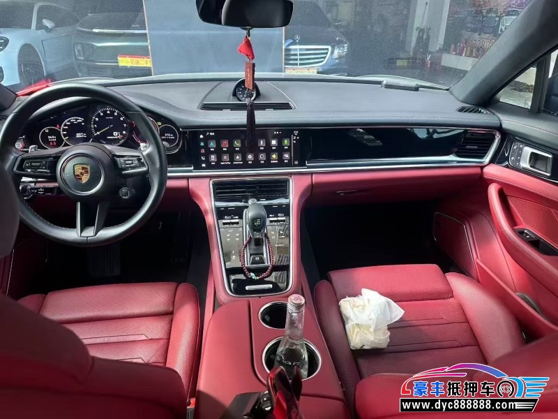 22年保时捷帕纳梅拉轿车抵押车出售