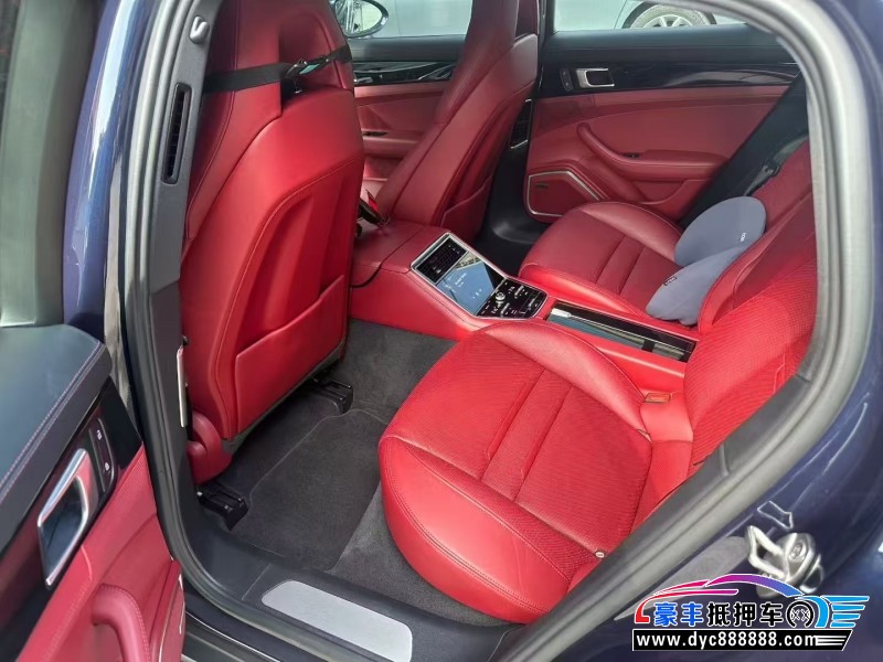 22年保时捷帕纳梅拉轿车抵押车出售