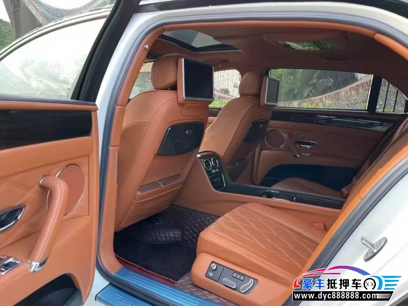 17年宾利飞驰轿车抵押车出售