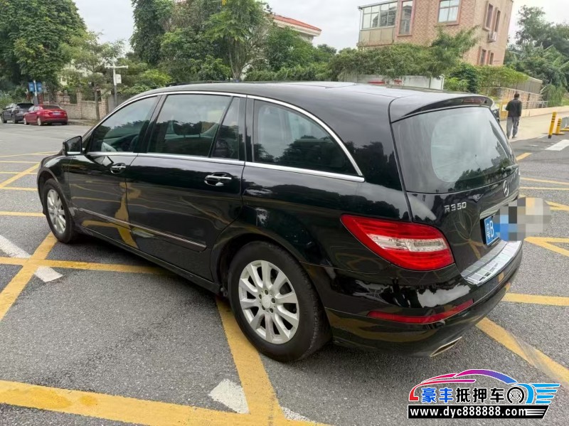 11年奔驰R轿车抵押车出售