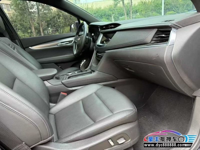 22年凯迪拉克xt6轿车抵押车出售