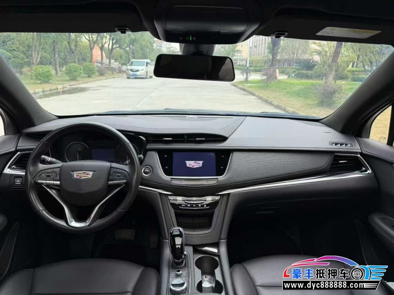 22年凯迪拉克xt6轿车抵押车出售