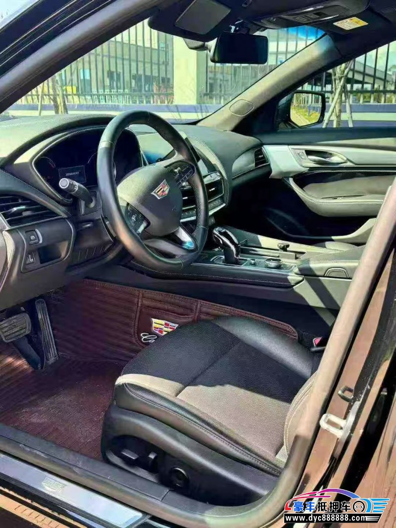 21年凯迪拉克CT6轿车抵押车出售