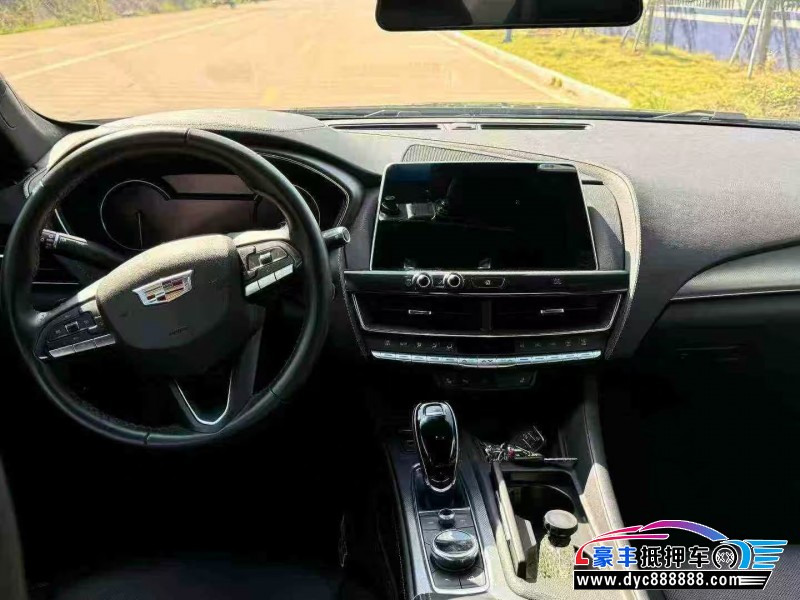 21年凯迪拉克CT5轿车抵押车出售