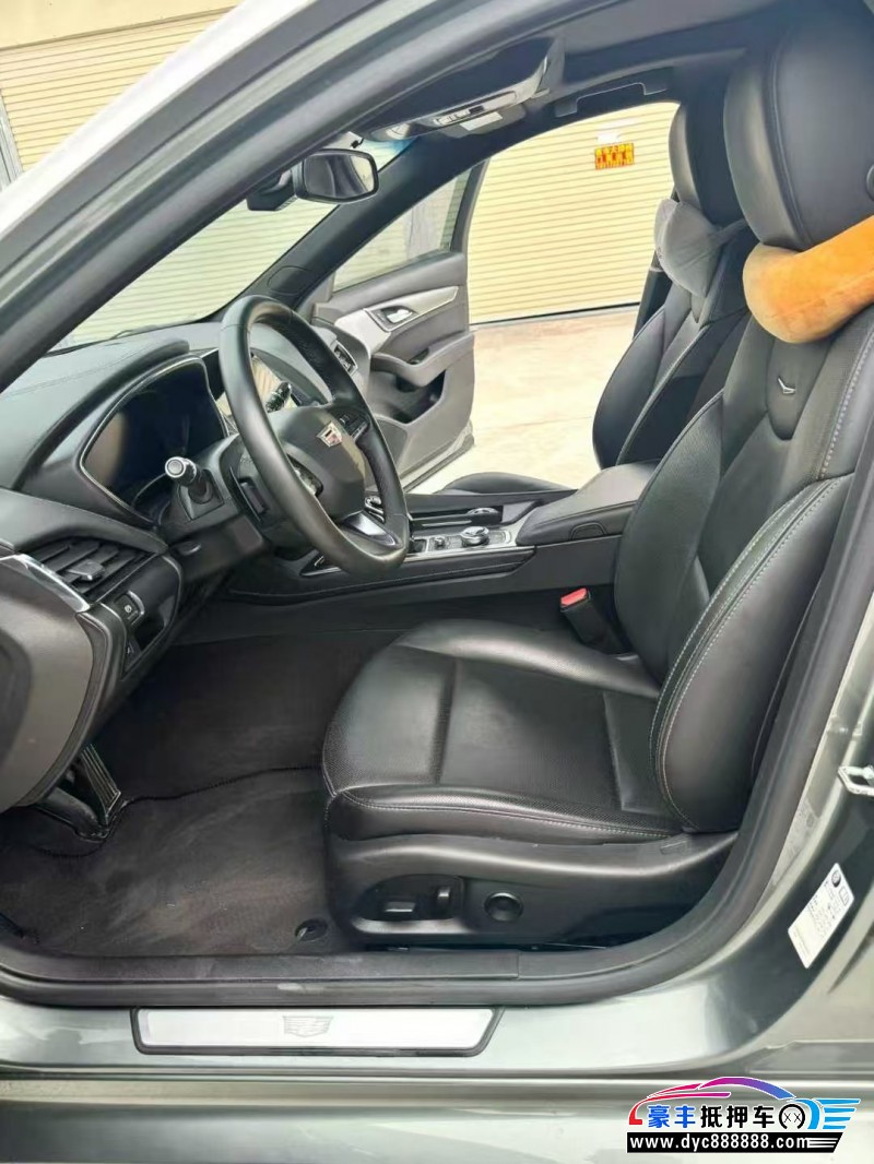 23年凯迪拉克CT5轿车抵押车出售